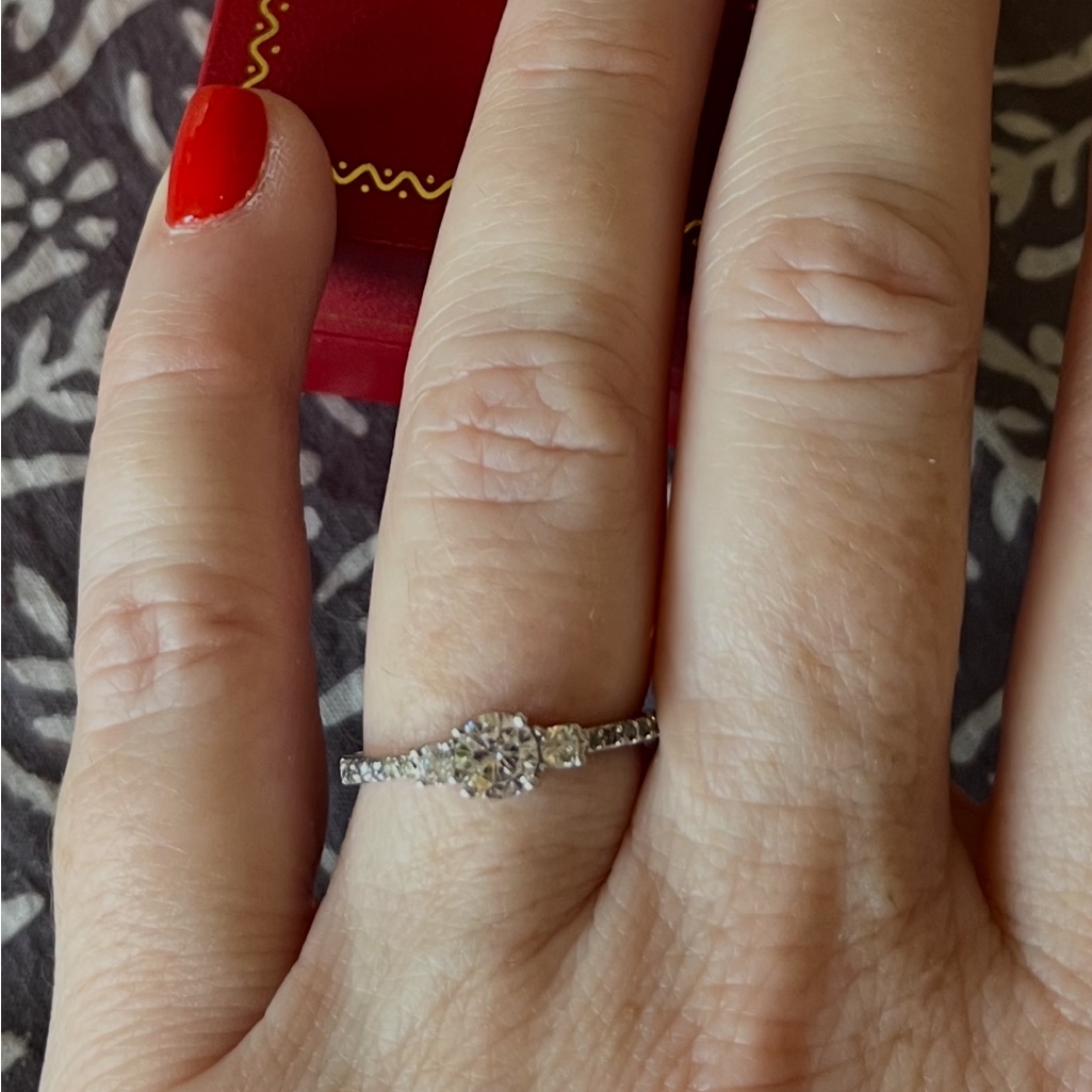 Minimalist 3-Stone Cz 925 Silver Ring Size 7 Neverworn